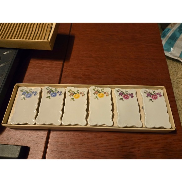 Shallon Other - Vintage Shallon Japan Porcelain Floral Place Card Holders Set of 6 Scalloped